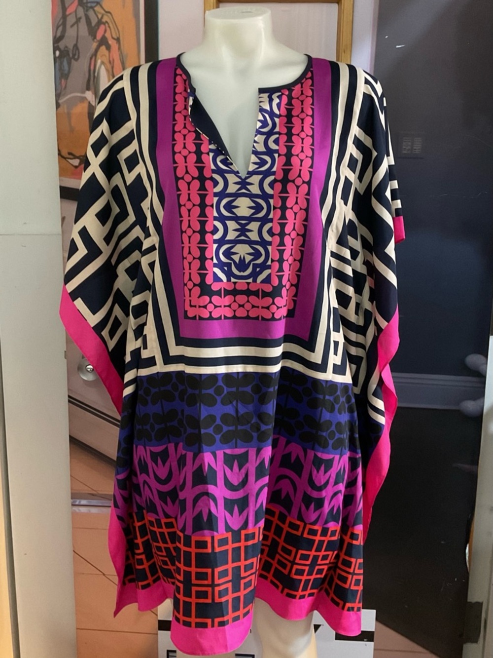 Trina Turk Black, Cream & Magenta Geometric Print Top